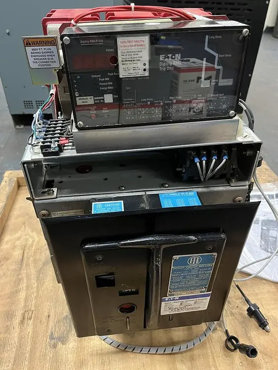 Used ITE K-600 Circuit Breakers | Surplus Asset Holdings #1189096