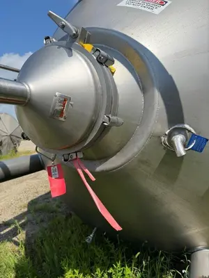 2010 MUELLER 8,300 GALLON Резервуар з нержавіючої сталі | Perry Equipment (6)