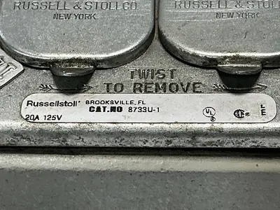 USED RUSSELLSTOLL 8733U1