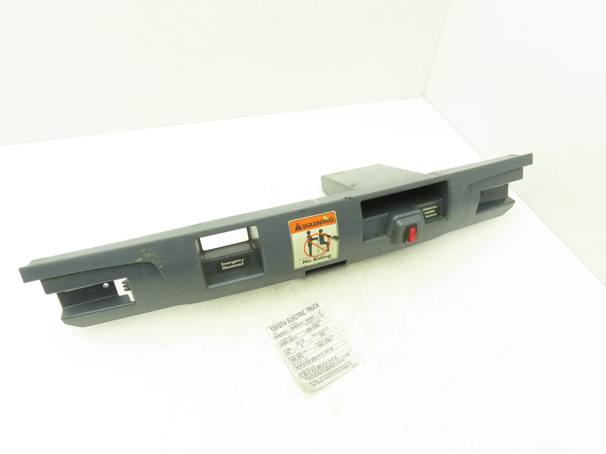Toyota 8HBW23 Dash Plastic Cover Removed From 8HBW23 Walkie Pallet Jack