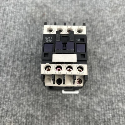 Used Chint CJX2-12 Misc Industrial Equipment California US | Davliegogo LLC #1716281