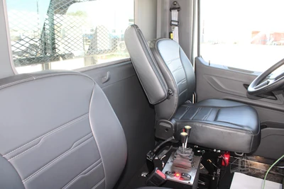 New | in-Stock 2027 PETERBILT 548 Rolloff Trucks Texas US | Roll Off Truck World #1492015