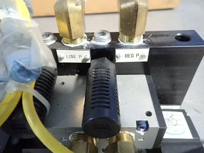 Multi-solenoid Valve Manifold Assembly