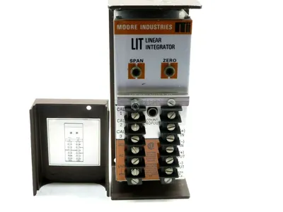 USED MOORE INDUSTRIES LIT LINEAR INTEGRATOR
