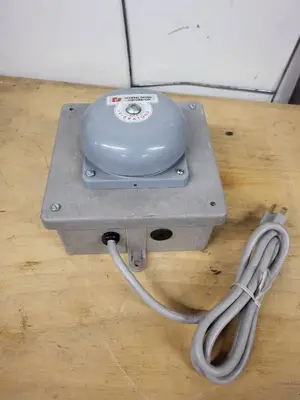 Federal Signal Corporation Vibratone Industrial Alarm Bell