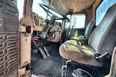Used 1975 MACK R600 Cab Chassis trucks Pennsylvania US | Proxy Equipment #1385106