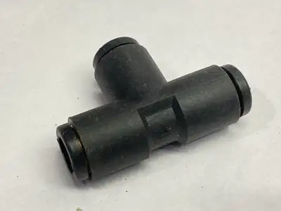 USED LEGRIS PNEUMATIC PUSH-IN FITTING TEE 6MM OD LOT OF 12