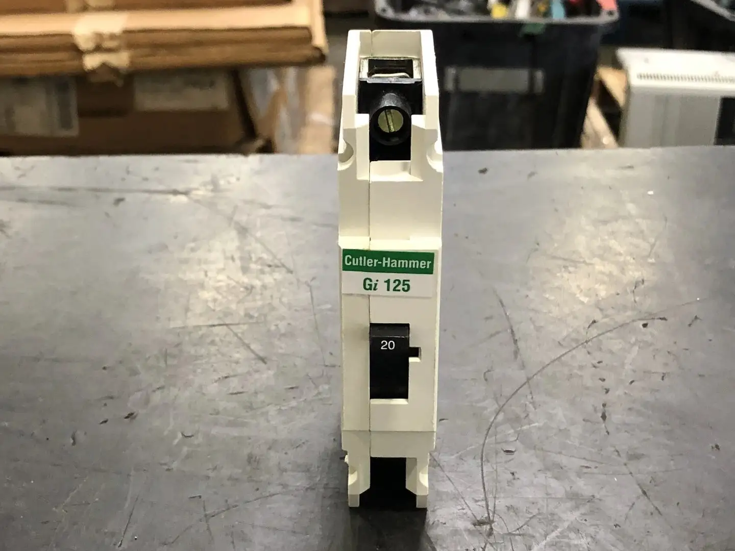NEW CUTLER-HAMMER GI1020