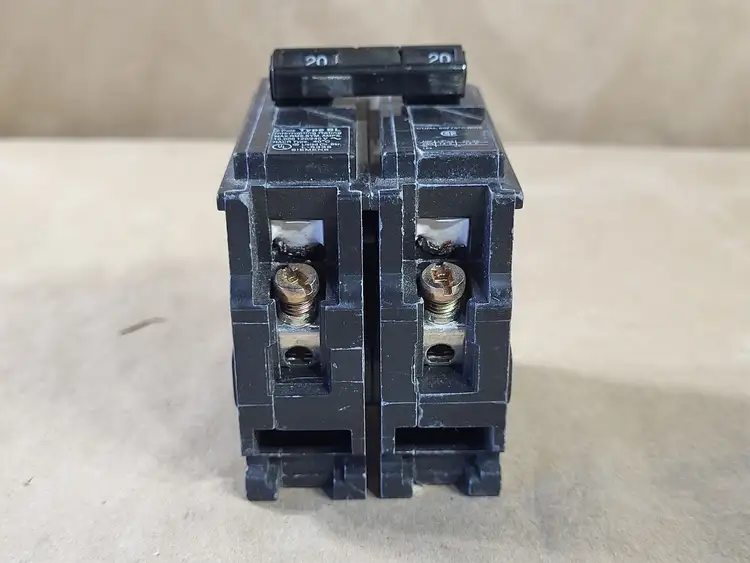 New | in-Stock SIEMENS B220 Switchgears British Columbia CA | Lenmark #239195