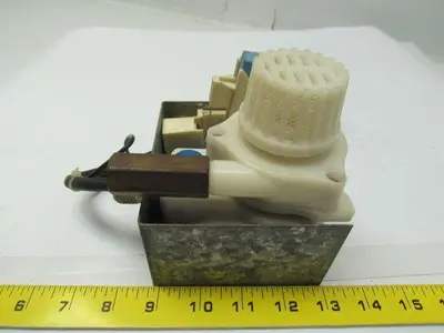 Beckett Corp B-0322-11-01 Hiross thermally protected pump 220/277V .7-.9A