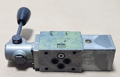 USED Rexroth 4WMM6J53