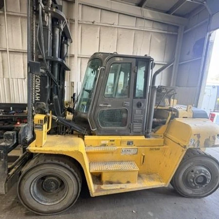 Used 2013 HYUNDAI 110D-7E Internal Combustion Forklifts: Pneumatic Tire Washington US | Leavitt Machinery #1485424