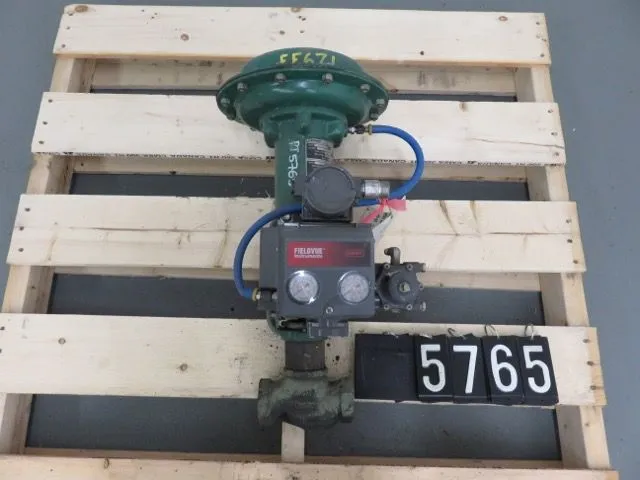 Fisher control valve type GS, size 1 1/2", material Bronze/316ss