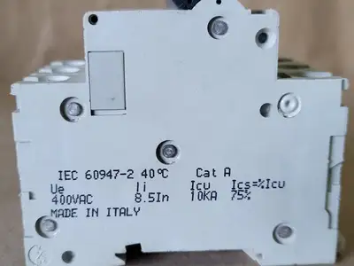 Used MERLIN GERIN C60N Switchgears British Columbia CA | Lenmark #239040