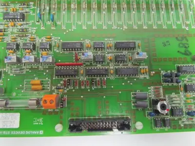 Analog STB-HL02 B I/O Input Output Circuit Board Card 40-Wire Screw Terminal