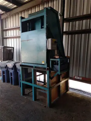 Used POWELL _UNKNOWN_ Tote Dumper Ontario CA | Walden Machinery #1290622