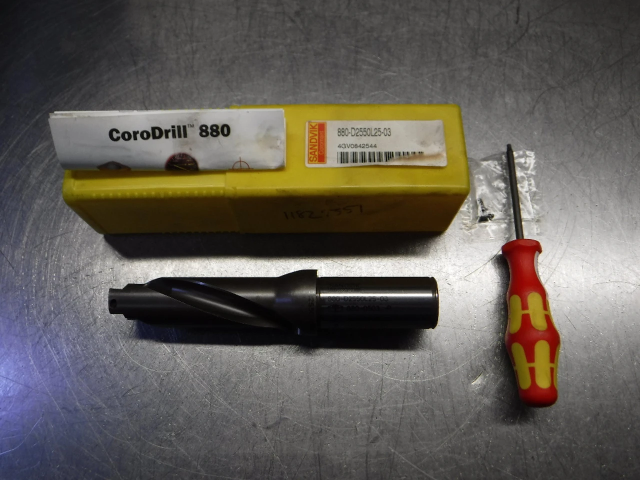 Sandvik 25.5mm 2 Flute Indexable Coolant Thru Drill 880-D2550L25-03 (LOC1544)*