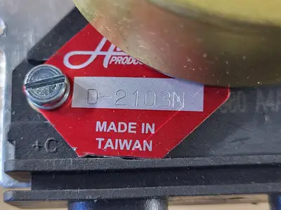 NEW DISTRIBUTOR D2103N