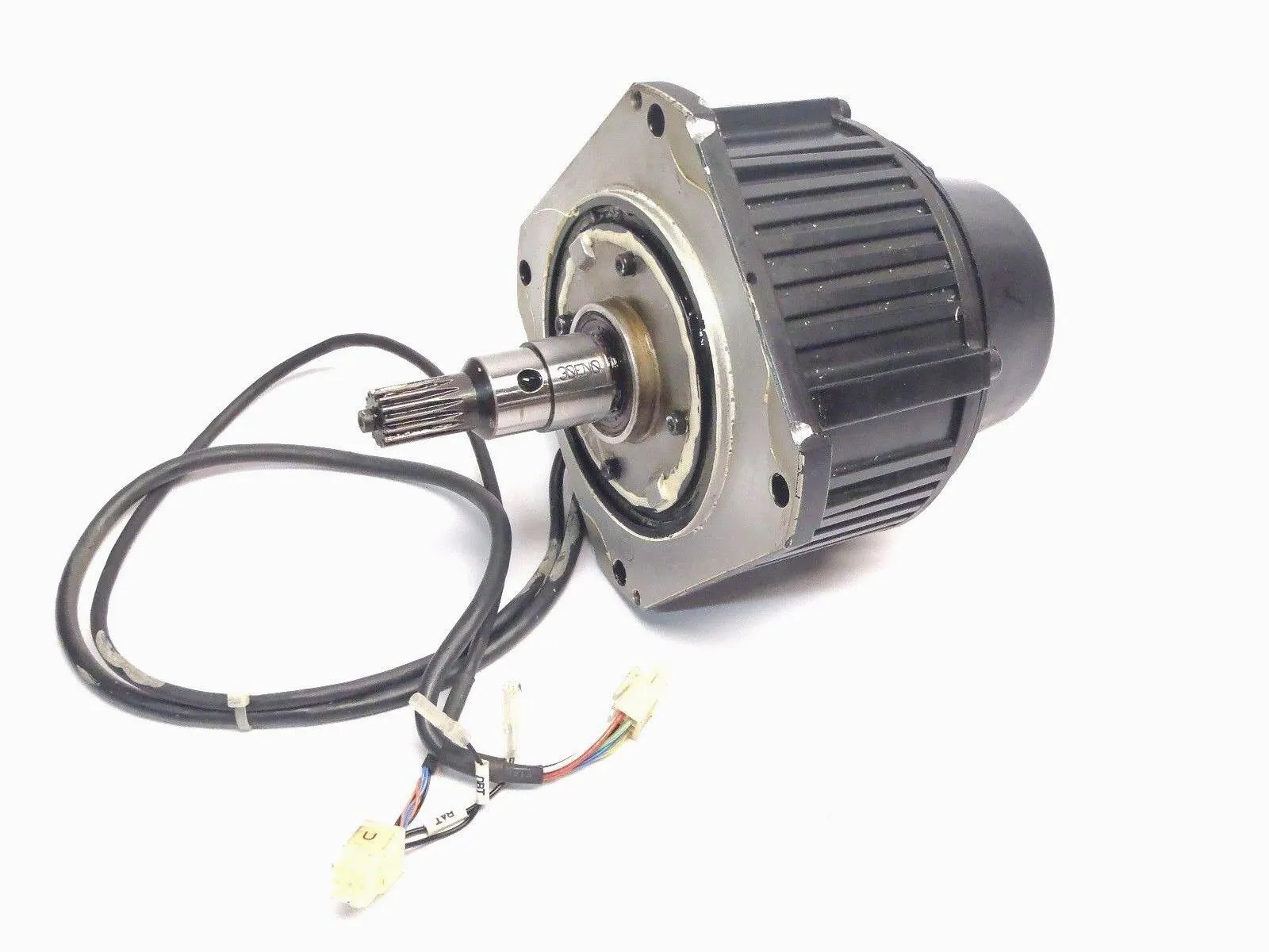 USED YASKAWA ELECTRIC AC SERVO MOTOR
