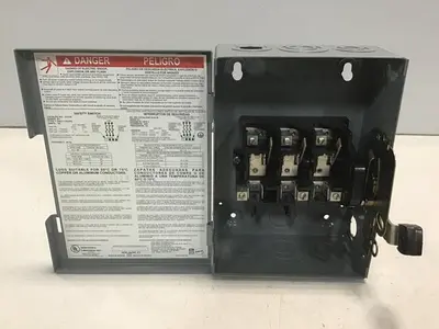 USED SQUARE D D321N