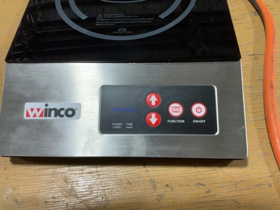 Used WINCO EIC-400E COMMERCIAL INDUCTION RANGE Commercial Ranges Michigan US | Miedema Asset Management Group #1761524