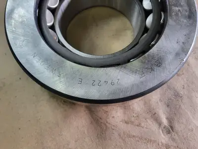 NEW SKF 29422 E
