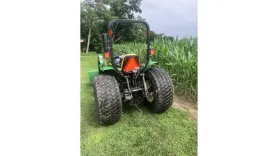Used JOHN DEERE 4105 Sub-Compact & Compact Tractors Pennsylvania US | Trustworthy Equipment #1403487