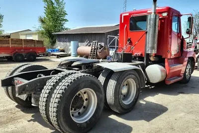 Used 1999 FREIGHTLINER FL110 Cab Chassis trucks Idaho US | Proxy Equipment #1385140