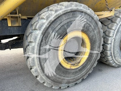 USED 2008 KOMATSU HM400-2