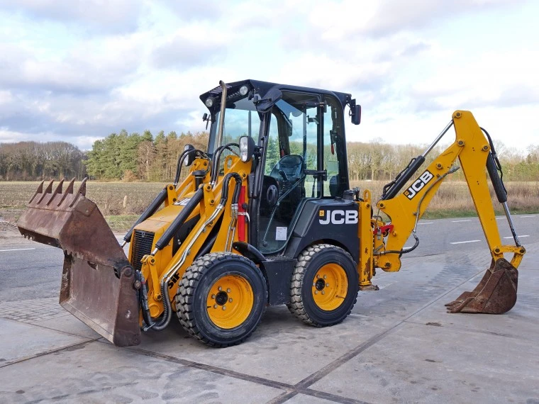 USED 2023 JCB 1CX