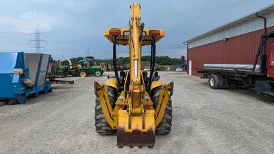 USED 2002 DEERE 110