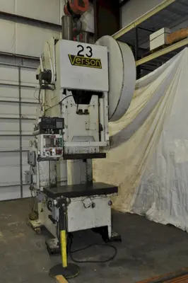 1984 VERSON 150-OBG OBI / Gap Frame Press | Universal Press & Machinery (UPM) (1)