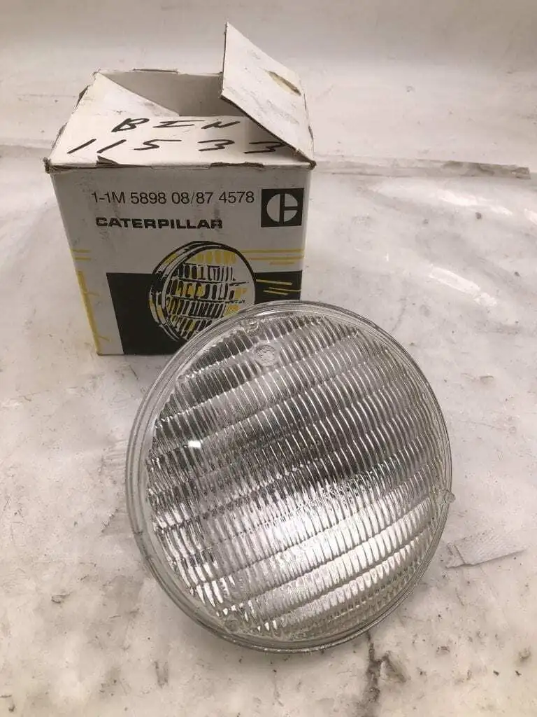 Caterpiller 5898/Wagner 4578 20V Sealed Beam HeadLight Bulb NIB