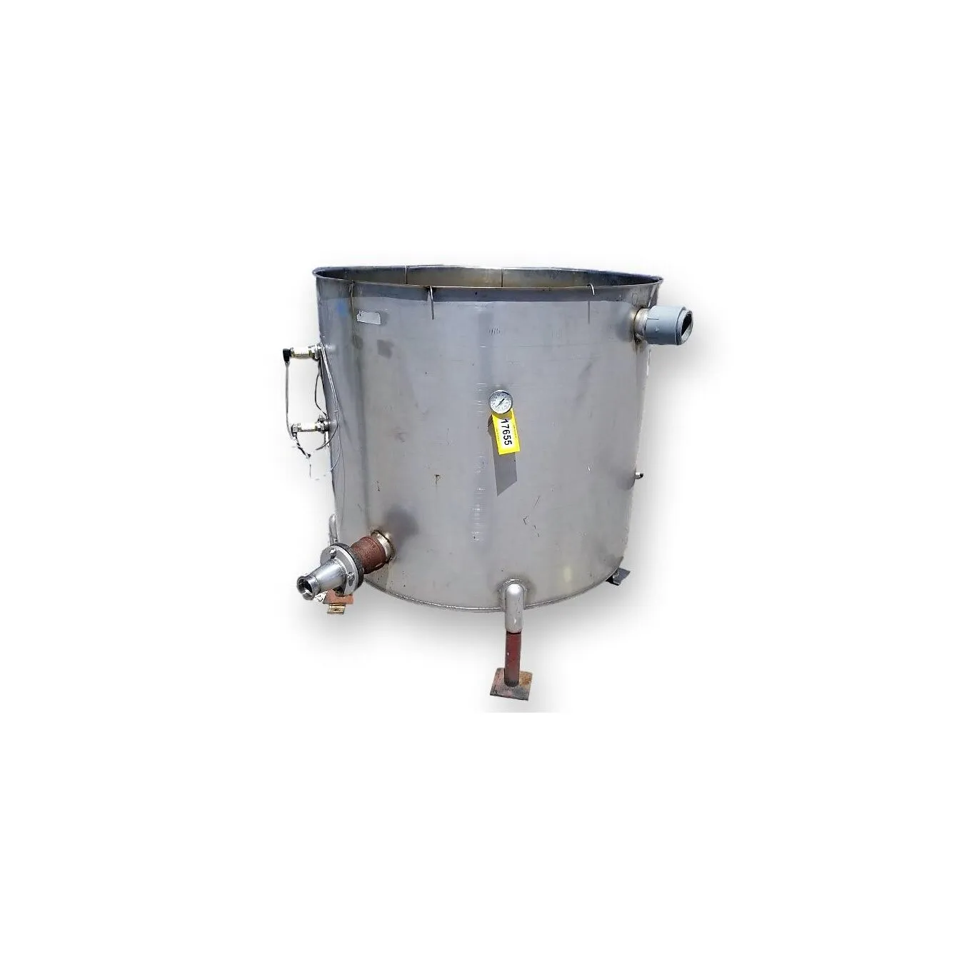 Used 420 Gallon Vertical Liquid Storage Tank