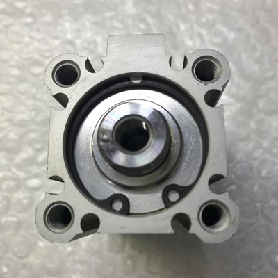 NEW SMC CDQ2A32-45DCZ