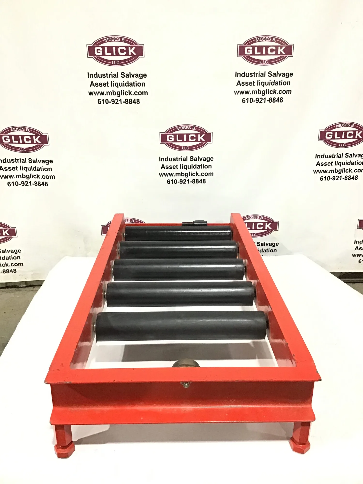 Carney Battery R-SRS-18-7-S Heavy-Duty Roller Conveyor