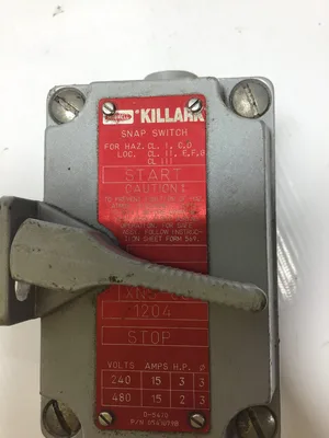 Killark Snap Switch XNS-8C 1204 240V