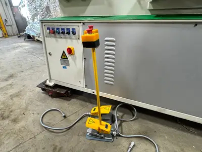 Masteel MIWH-130 Hydraulic Ironworker