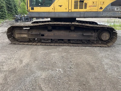 Used 2006 VOLVO EC330B LC Excavators Michigan US | Miedema Asset Management Group #1404052