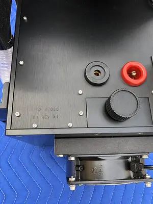 BISCUIT MODEL BT2A1 PN O28448 QUINTEL LAMP HOUSING