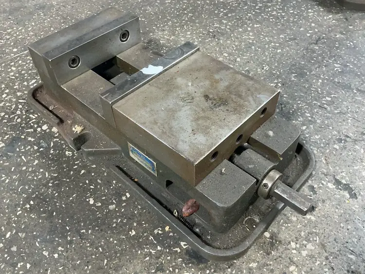 Used KURT ANG LOCK Vises Ohio US | HGR 24 #1543200