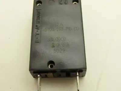 E-T-A 2-5700-IG2-P10-DD Circuit Breakers 250VAC 28VDC 0.7A-16A Mixed Lot of 23
