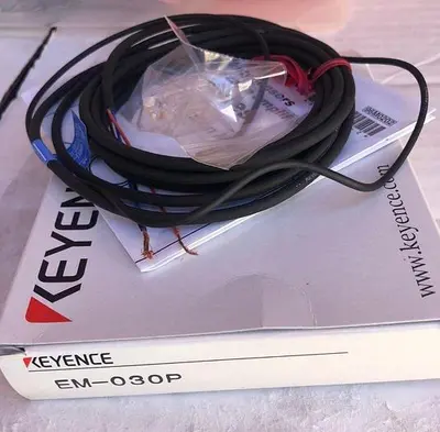 KEYENCE EM-030P SERIES AMPLIFIER