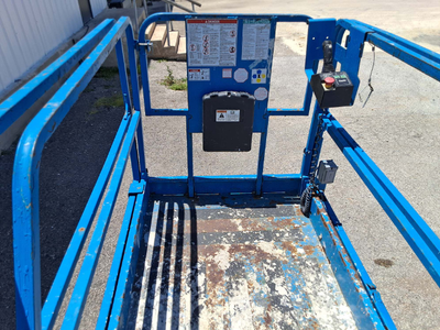 USED 2018 Genie GS-3246