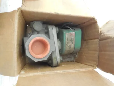 NEW ASCO 8210D89 SOLENOID VALVE
