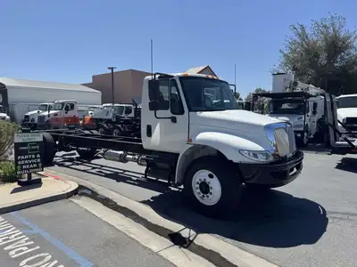 Used 2017 INTERNATIONAL INTERNATIONAL Cab Chassis trucks California US | Commerce Truck Equipment Sales #1548690