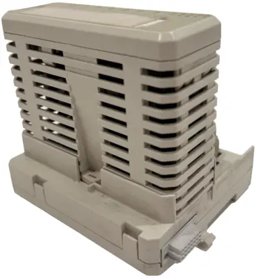 USED ABB 3BSE013235R1 W/ DO820