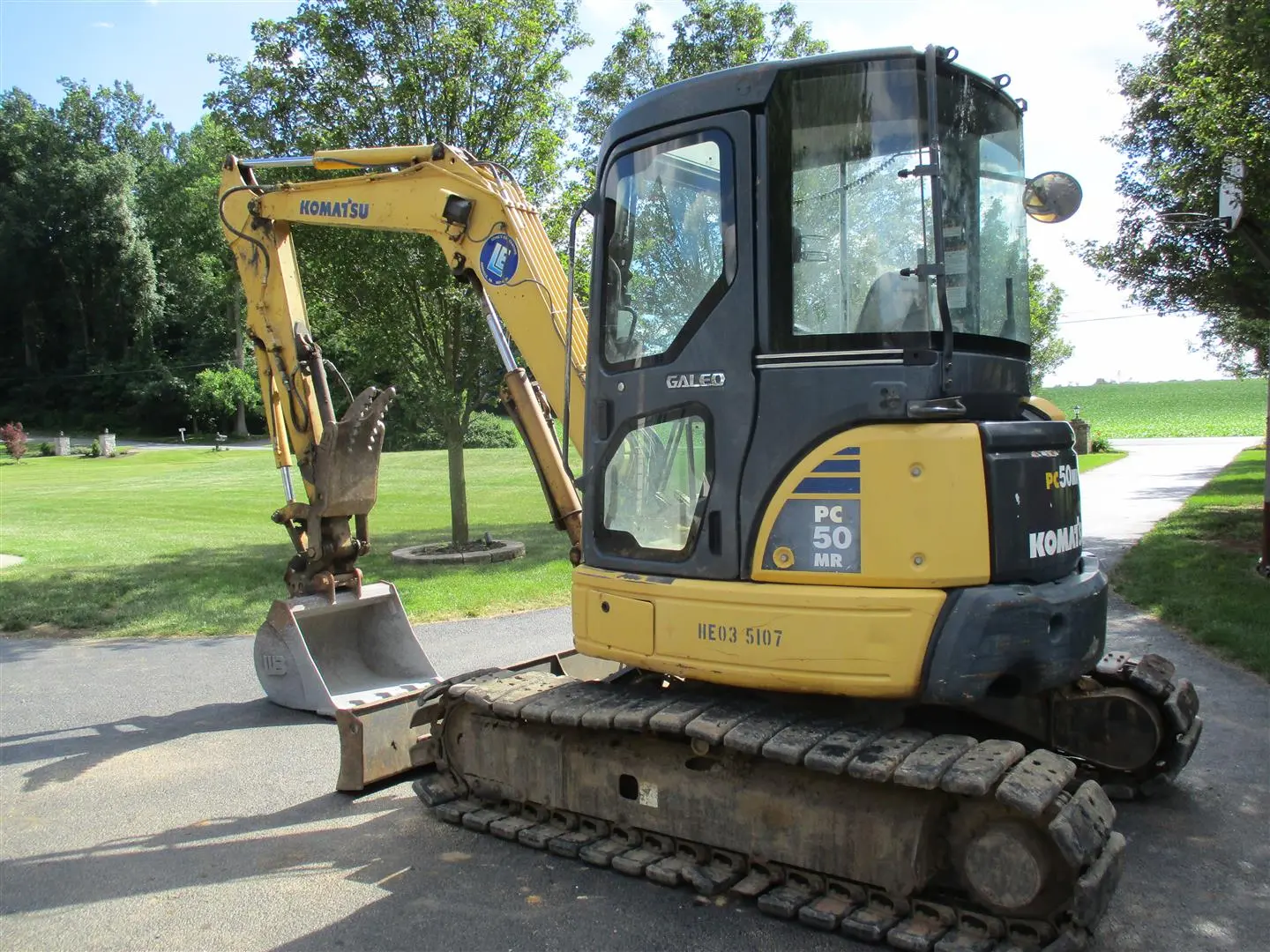 USED 2006 Komatsu PC50MR-2