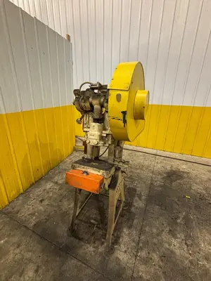 5 TON FEDERAL OBI PUNCH PRESS: YOBRO #23950