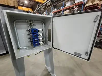 USED REXON 4WE 10 Y33/CG24N9K4
